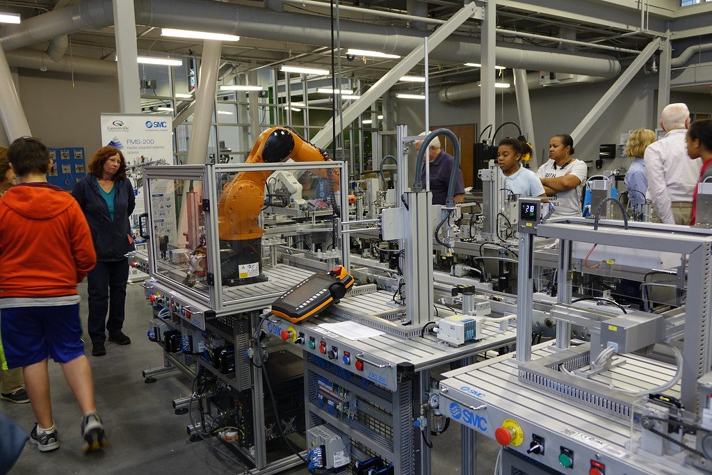 Universal Robots apresenta a 7ª geração de cobots na IMTS 2026